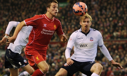 比赛中阿尔特塔挡在了波罗发界外球的路线上，双方爆发冲突