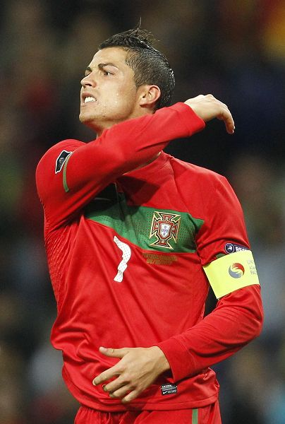 阿卡输不起的球赢了小野兔没指望的四强进了，ATP要减赛事数量了