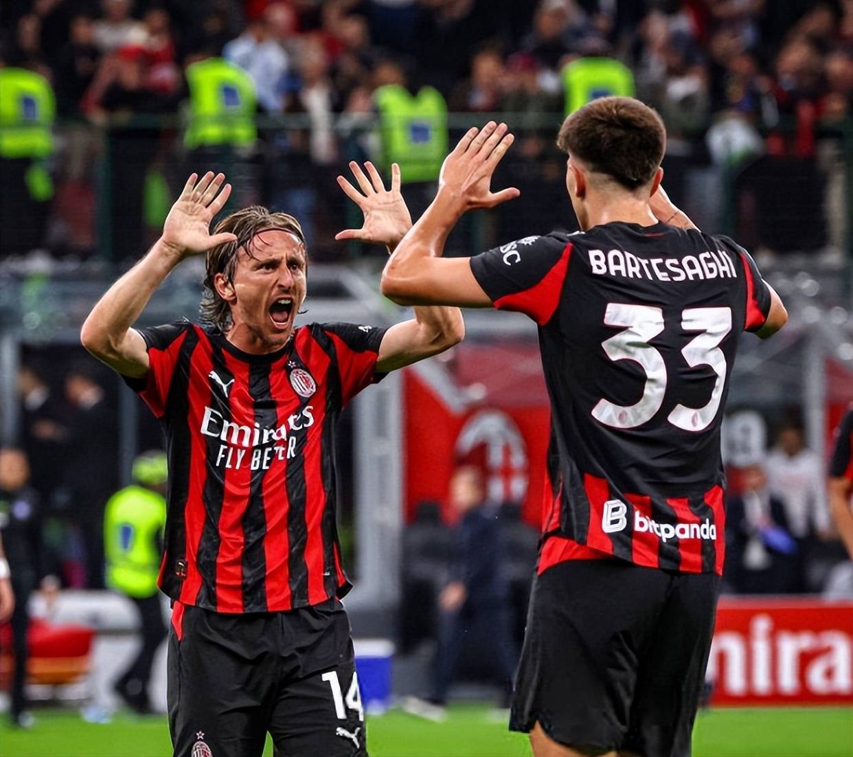 意媒：裁判协会认为米兰vs拉齐奥VAR介入错误，并将予以停职