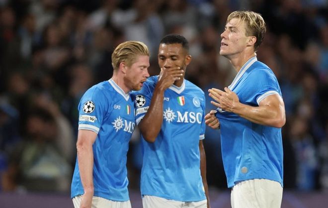 国足集训名单公布，两名新人首次入选引关注