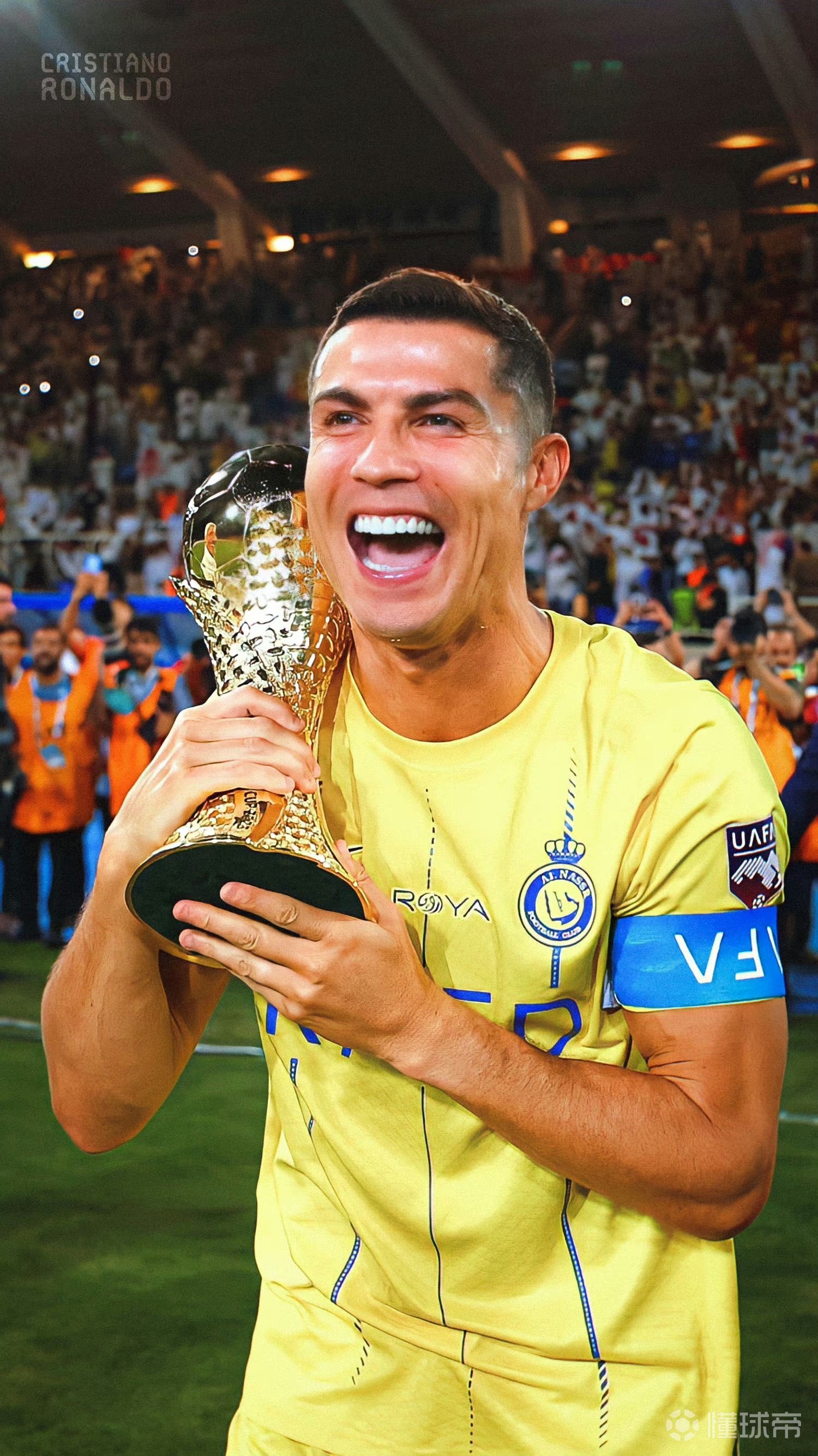 意媒：诺丁汉森林预计周二与尤文接触，以敲定道路的转会