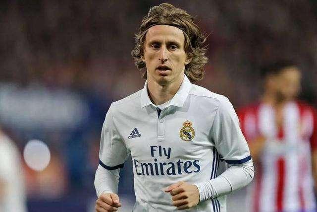 加斯佩里尼：红牌没问题但它改变了比赛；我们犯了严重的错误