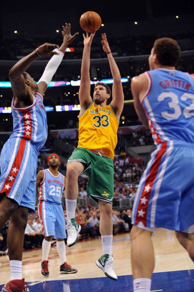 琼斯也许可 琼斯也许可